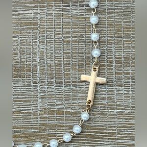 Gold Tone Faux Pearl Cross Necklace New 16”